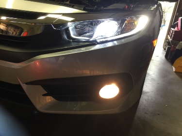 Honda Civic 10th gen 2016 Civic EX-L LED head/fog lights upgrade (night pictures) ZfFHZ4b