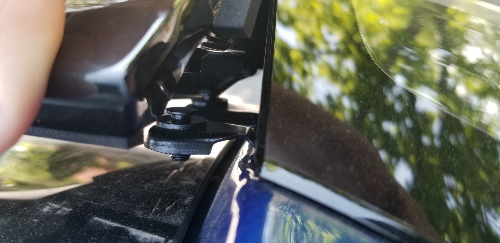 Honda Civic 10th gen Middle rear spoiler broke 20180509_121158