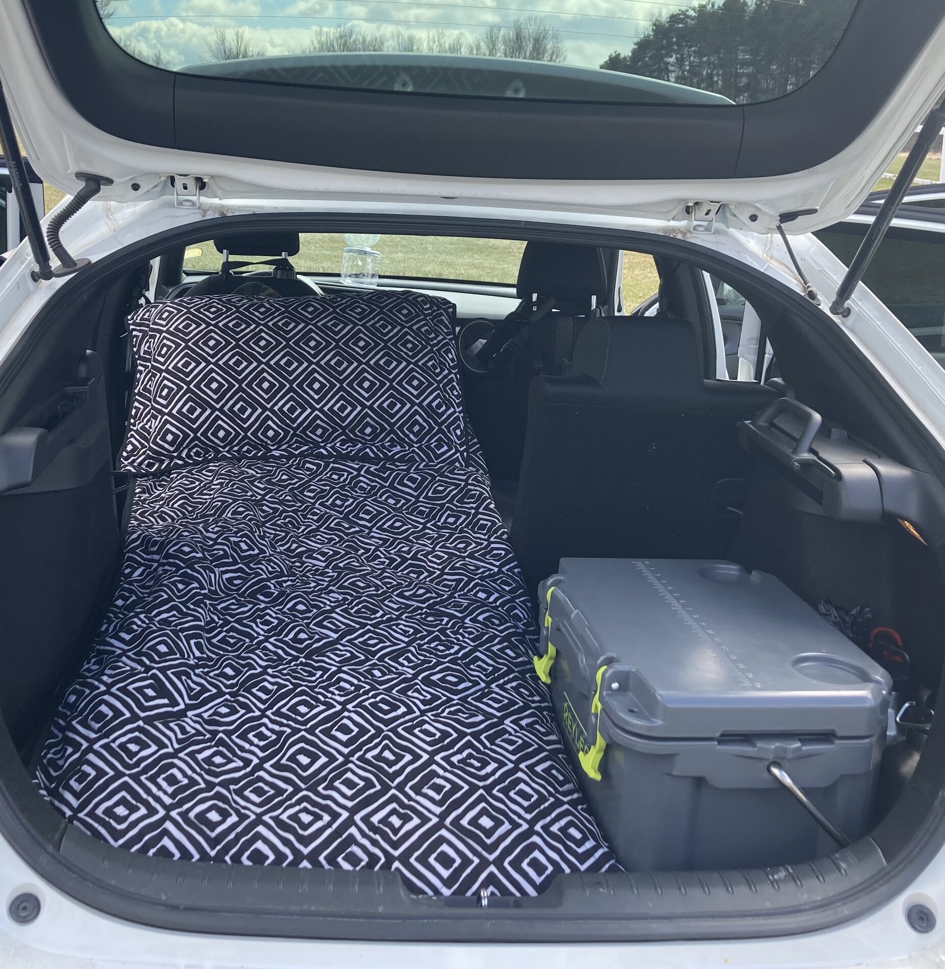 Honda Civic 10th gen Hatchback owners, have you slept/camped in the back yet? EEB4D8A7-ED18-47FB-A81F-2EAD0AF14595