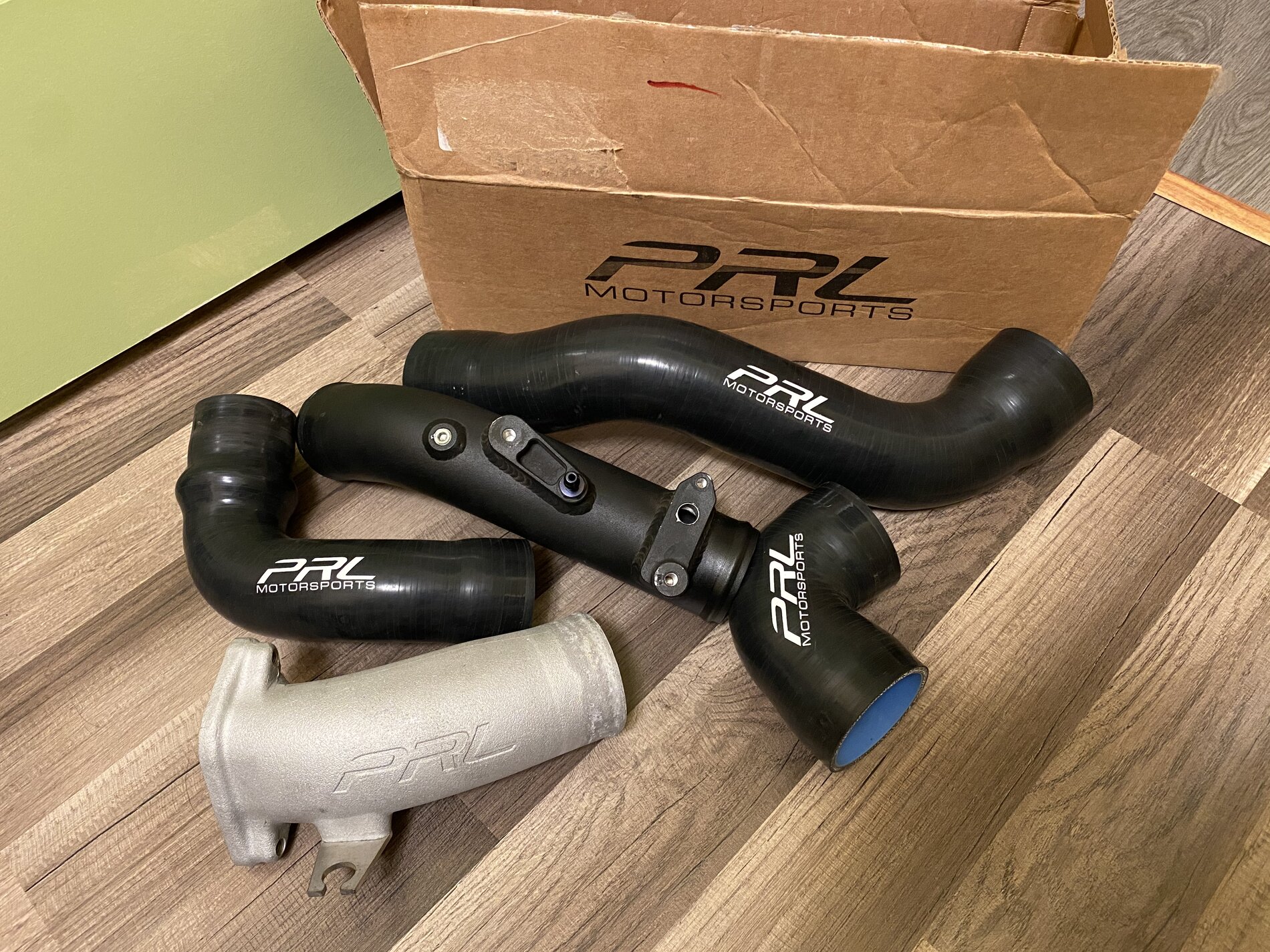 Honda Civic 10th gen FS: Hondata Flash Pro. PRL Charge pipes. Acuity fully adjustable shifter F2A5978B-2287-429C-ACAF-E838BF61394F