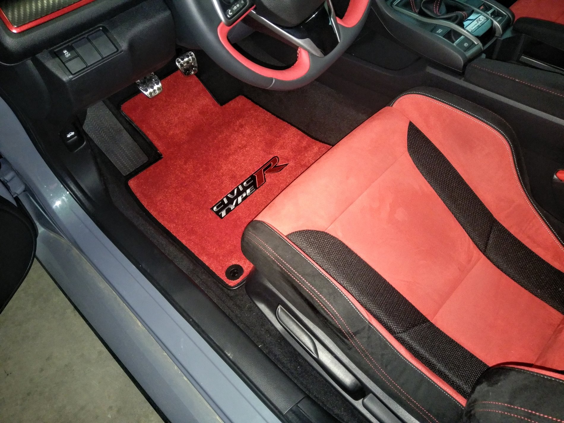 Honda Civic 10th gen Lloyd’s red floor mats proper red IMAG1219_2